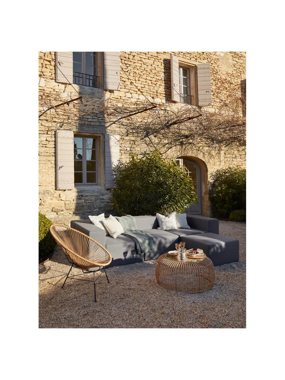 Westwing Collection Canapé 4 places d'extérieur modulable gris foncé avec repose-pieds Simon, larg. 285 x prof. 105 cm 4 Westwing Collection Canapé 4 places d'extérieur modulable gris foncé avec repose-pieds Simon, larg. 285 x prof. 105 cm – Image 2