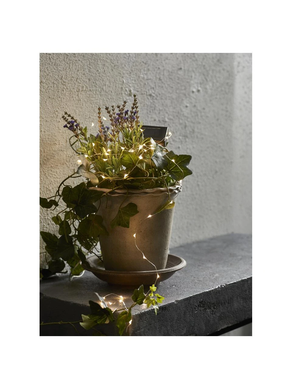 Guirlande lumineuse solaire Drop, 500 cm, 50 LED, long. 500 cm 4 Guirlande lumineuse solaire Drop, 500 cm, 50 LED, long. 500 cm – Image 2