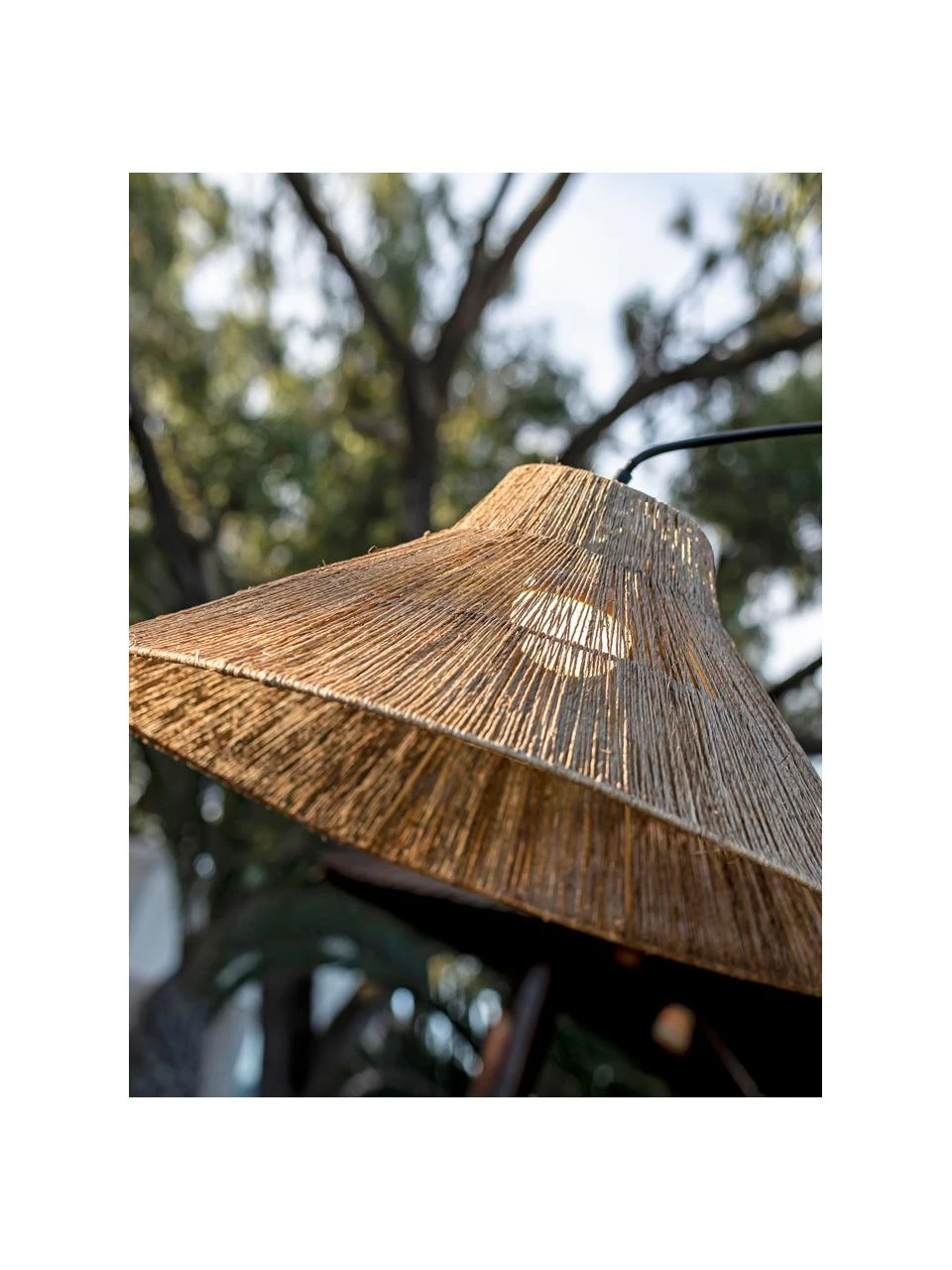 Lampe de jardin LED intensité variable faite main Niza, Ø 80 x haut. 230 cm 6 Lampe de jardin LED intensité variable faite main Niza, Ø 80 x haut. 230 cm – Image 4