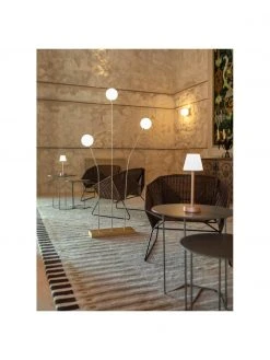 Lampe d'ext&eacute;rieur LED mobile &agrave; intensit&eacute; variable et fonction tactile Lola, Ø 11 x haut. 32 cm -Jardin Soldes Boutique Lampe dexterieur LED mobile a intensite variable et fonction tactile Lola 3