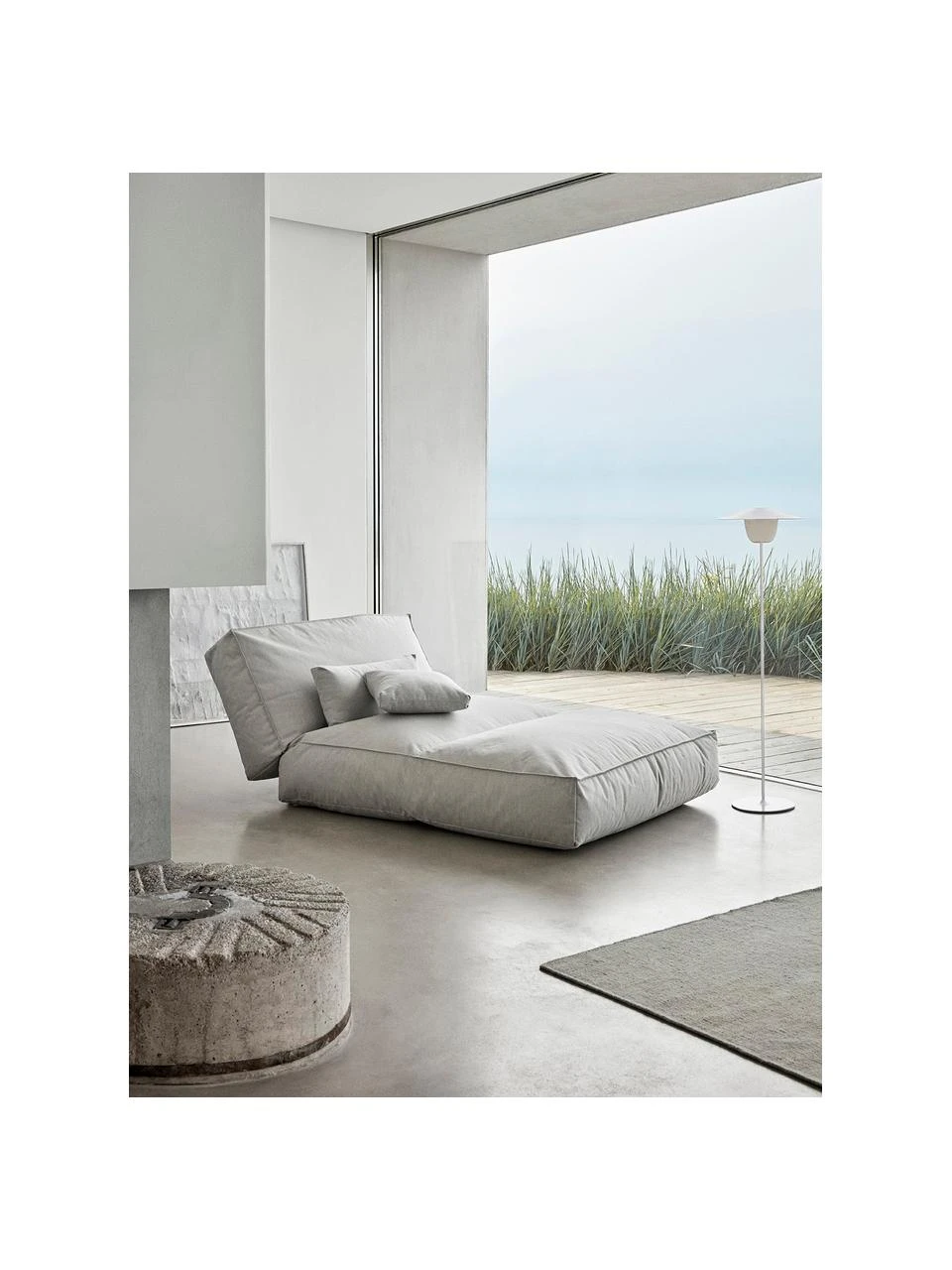 Lampe d'extérieur mobile à suspendre ou à poser Ani, Ø 34 x haut. 121 cm 4 Lampe d'extérieur mobile à suspendre ou à poser Ani, Ø 34 x haut. 121 cm – Image 2