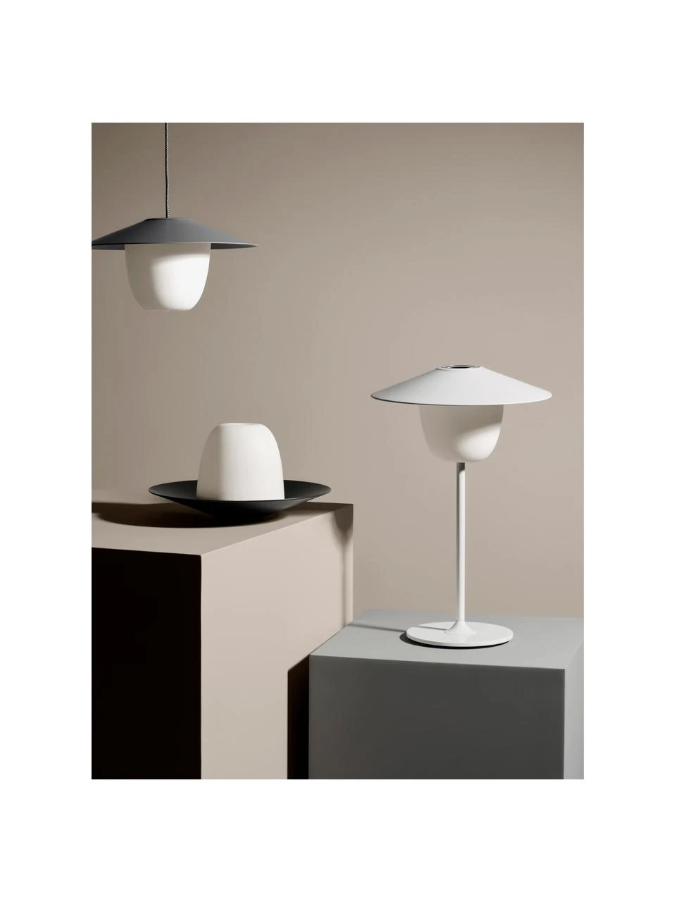 Lampe d'extérieur mobile à suspendre ou à poser Ani, Ø 22 x haut. 33 cm 7 Lampe d'extérieur mobile à suspendre ou à poser Ani, Ø 22 x haut. 33 cm – Image 5