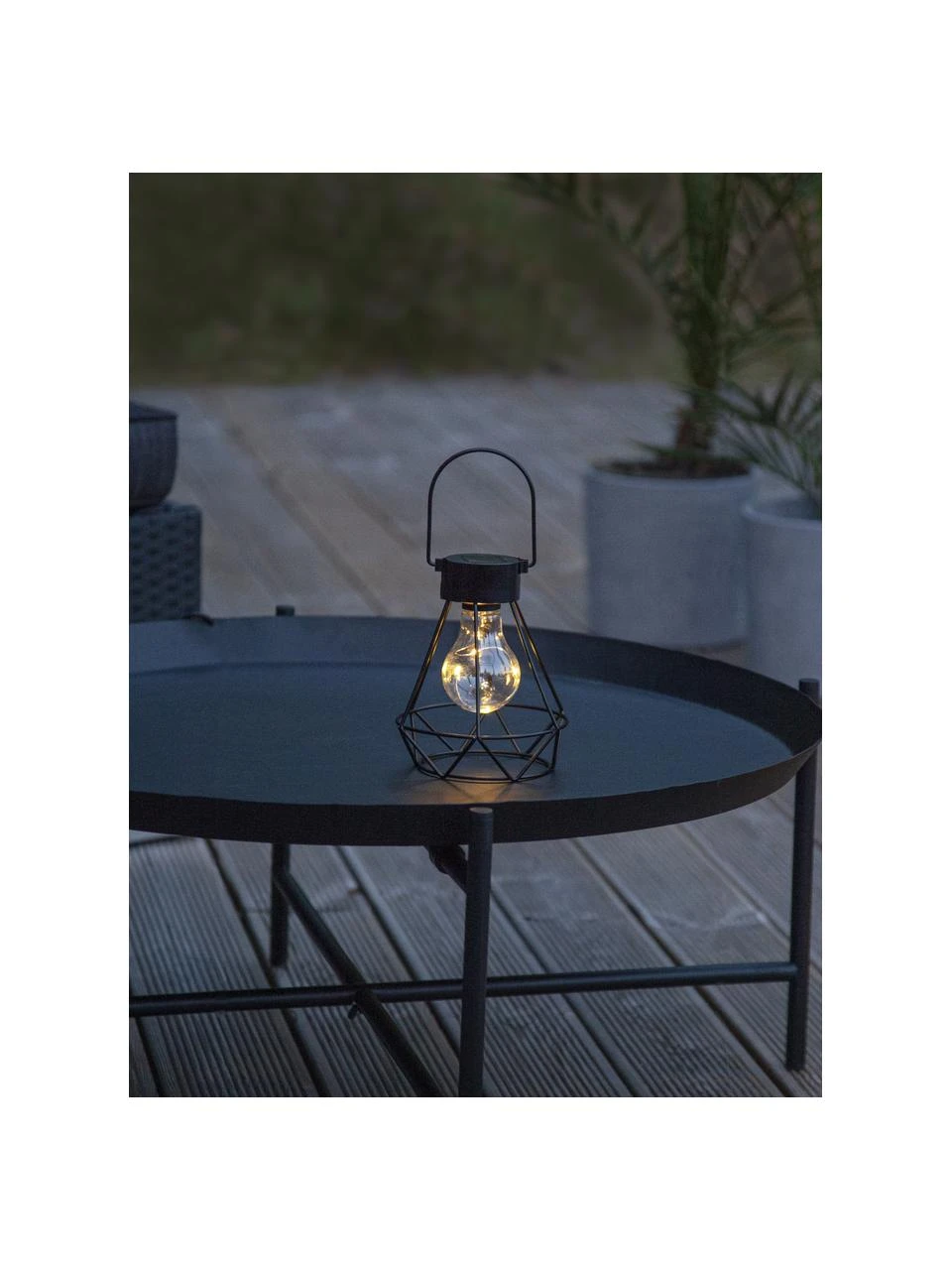 Lampe solaire d'extérieur LED à suspendre ou à poser Eddy, larg. 13 x haut. 16 cm 7 Lampe solaire d'extérieur LED à suspendre ou à poser Eddy, larg. 13 x haut. 16 cm – Image 5