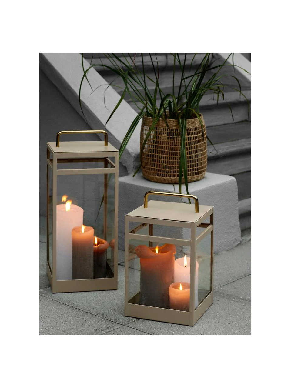 Cozy Living Lanterne beige Pure Nordic, larg. 20 x haut. 36 cmSeulement 1 produit disponible 4 Cozy Living Lanterne beige Pure Nordic, larg. 20 x haut. 36 cmSeulement 1 produit disponible – Image 2