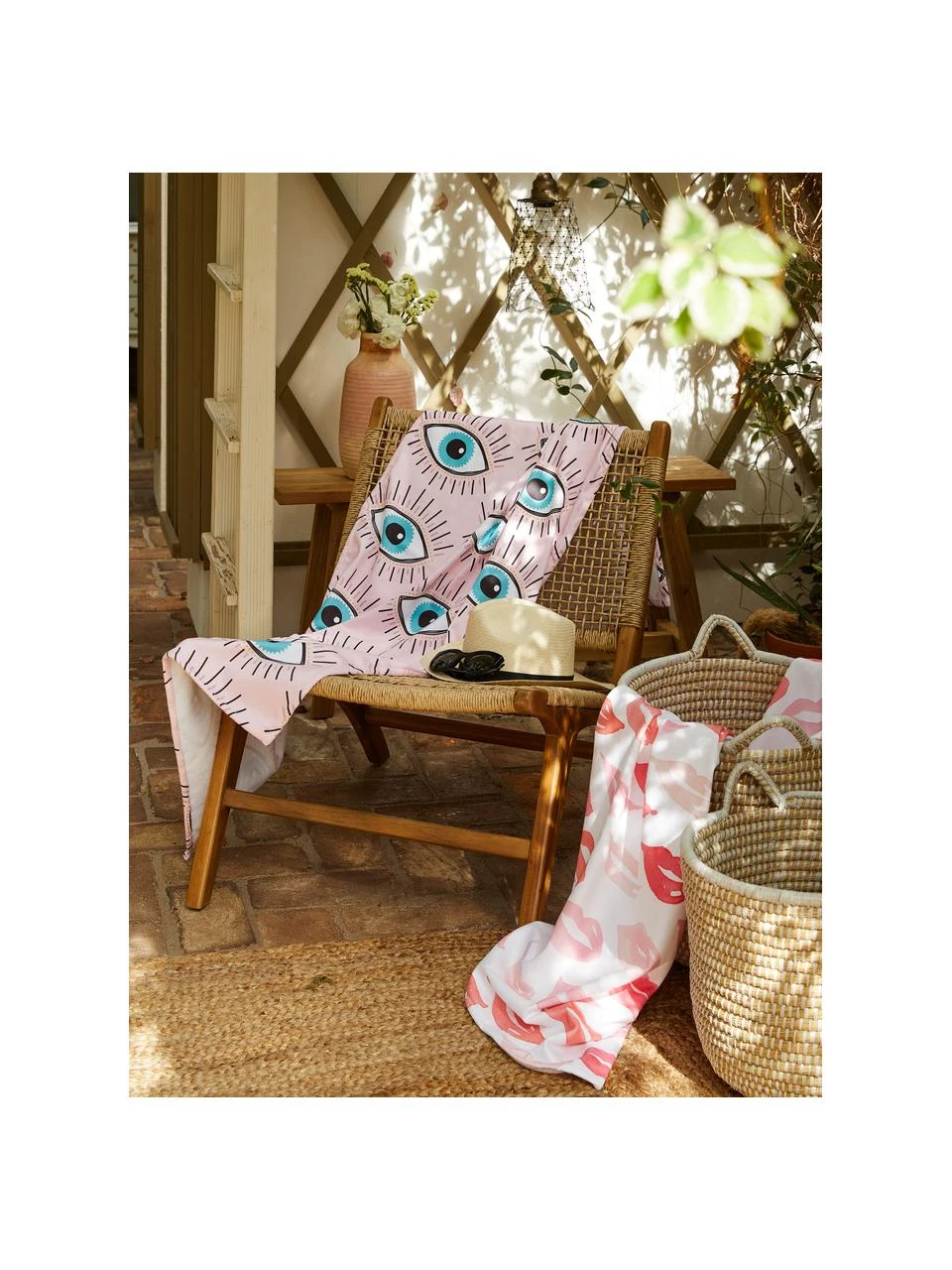 Westwing Collection Serviette de plage légère design Eyes, larg. 70 x long. 150 cm 4 Westwing Collection Serviette de plage légère design Eyes, larg. 70 x long. 150 cm – Image 2