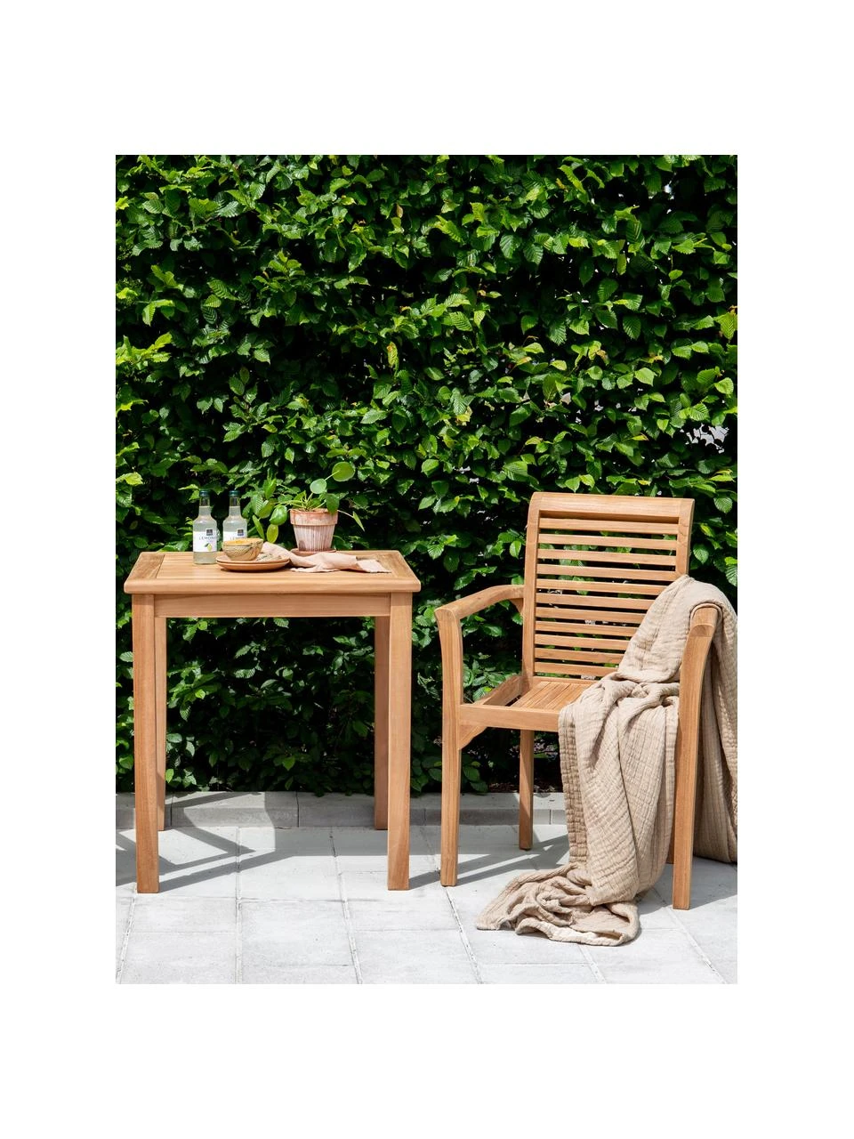 Table de jardin carré en bois de teck Kenya, larg. 70 x prof. 70 cm 6 Table de jardin carré en bois de teck Kenya, larg. 70 x prof. 70 cm – Image 4