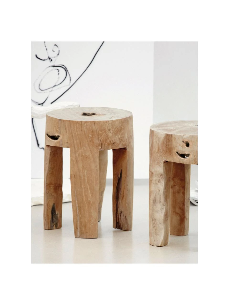 Jan Kurtz Tabouret en bois de teck Java, Ø 30 x haut. 40 cmDisponibilité limitée 4 Jan Kurtz Tabouret en bois de teck Java, Ø 30 x haut. 40 cmDisponibilité limitée – Image 2