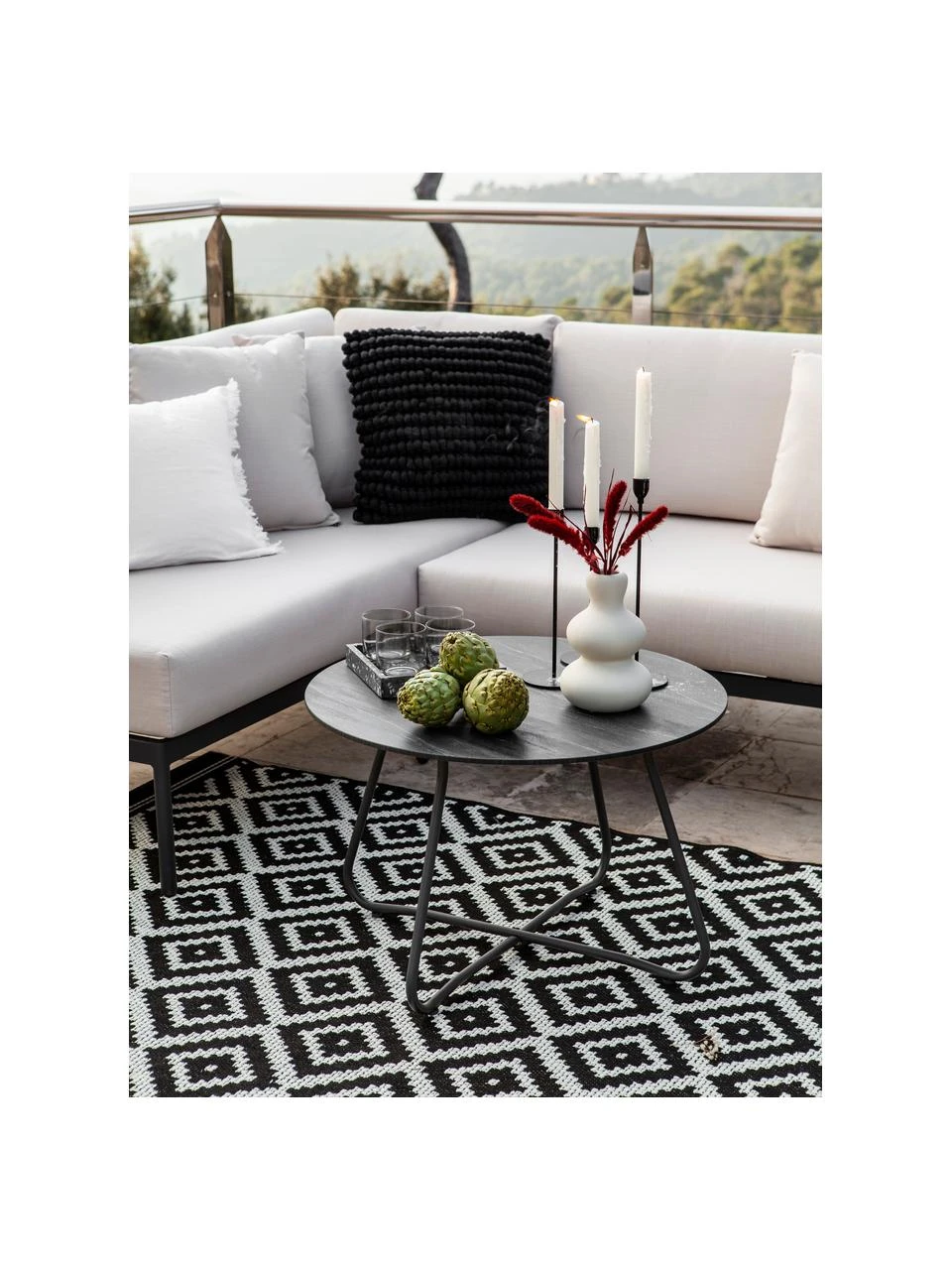 Westwing Collection Tapis d'extérieur noir/blanc Miami, larg. 80 x long. 150 cm (taille XS) 4 Westwing Collection Tapis d'extérieur noir/blanc Miami, larg. 80 x long. 150 cm (taille XS) – Image 2